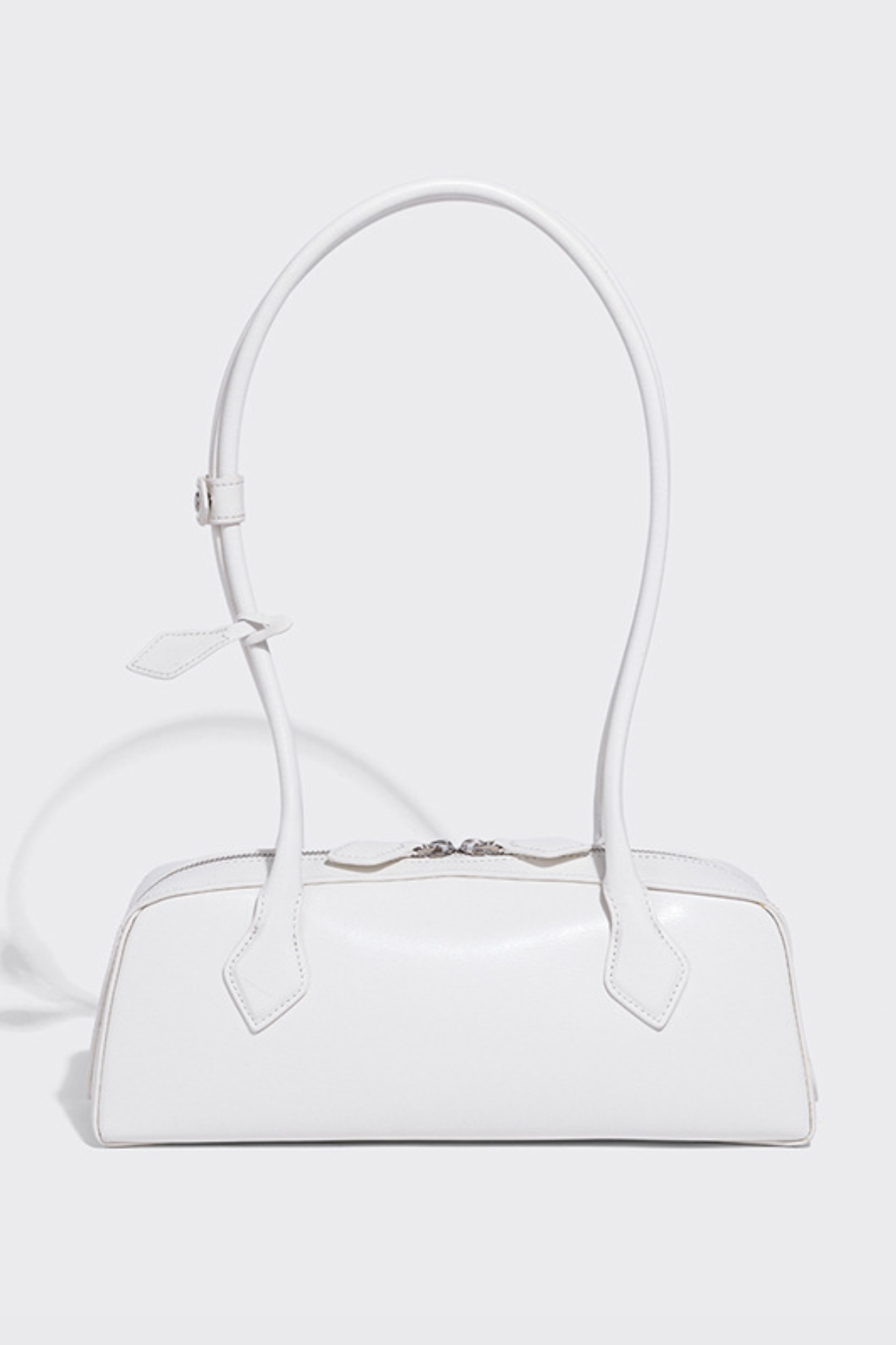 Elegantly Styled Bag for Everyday Wear