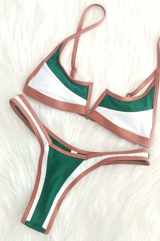 Well Tailored Bikini with a Graceful Silhouette