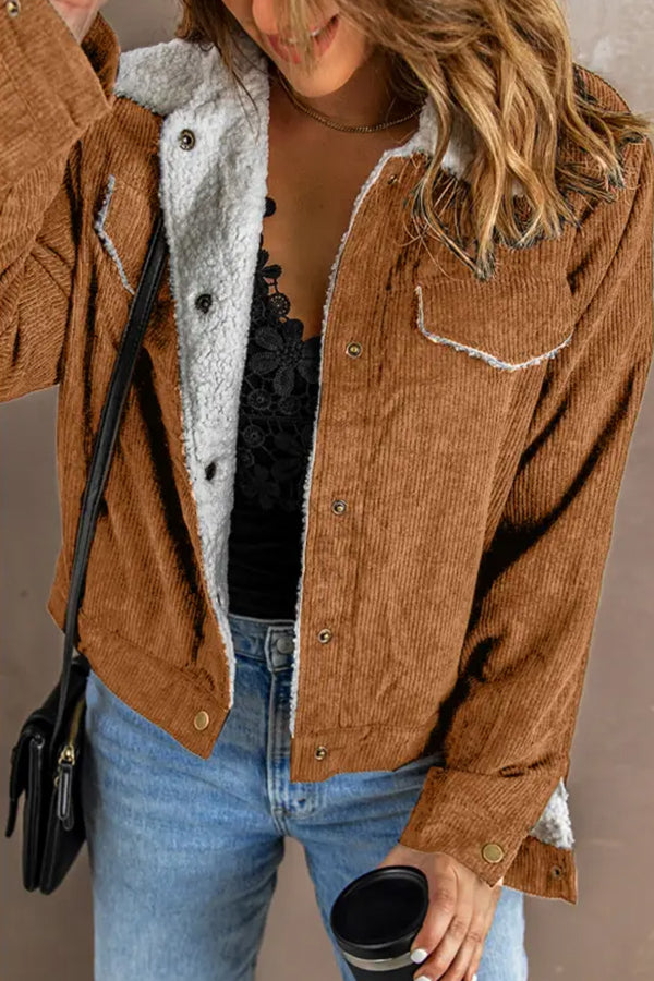 Elegantly Styled Jacket for Everyday Wear