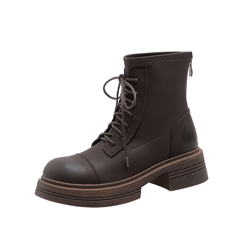 Effortlessly Elegant Boots with a Timeless Design