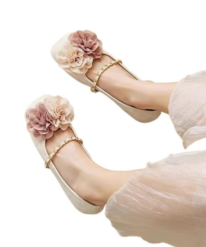 A Vintage Style Shoes with Delicate Timeless Details