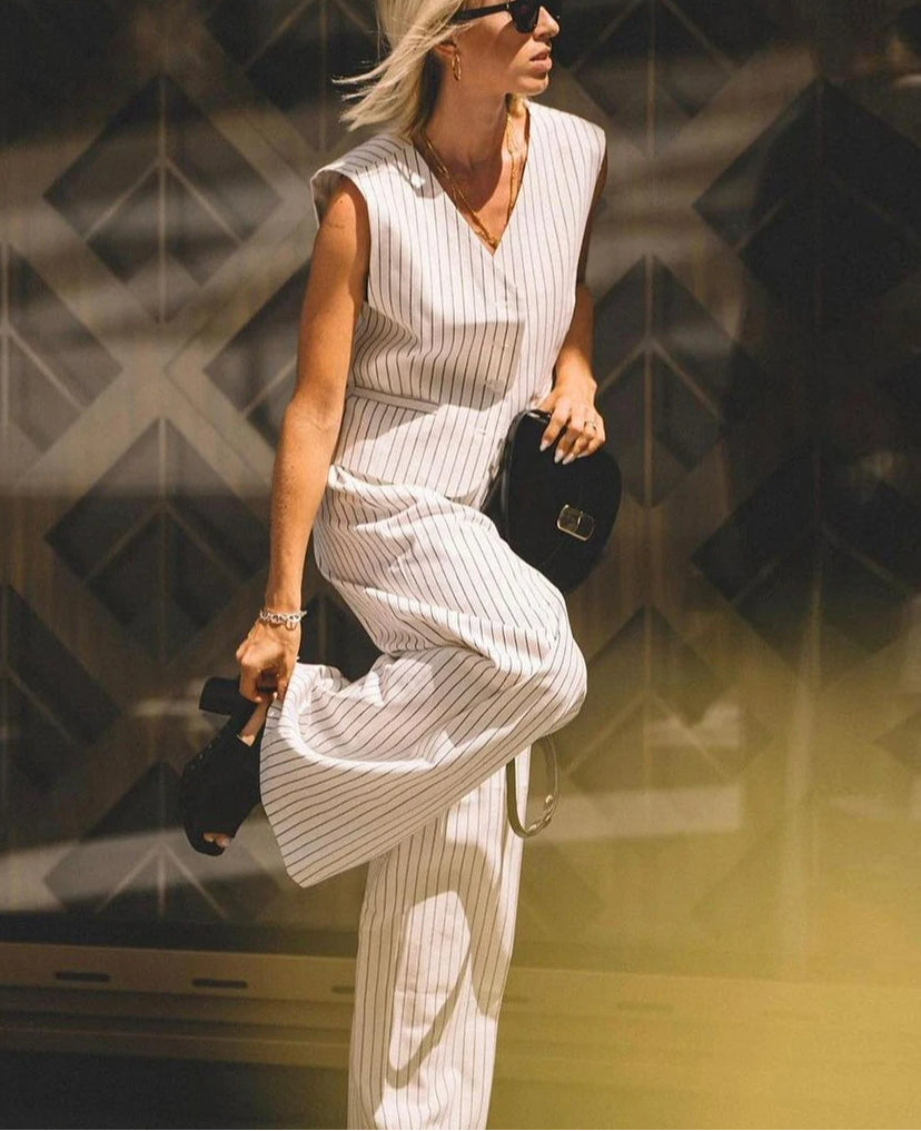 Beautifully Finished Trousers in a Timeless Design