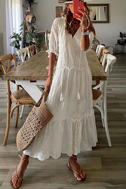 Gracefully Styled Dress for Any Occasion