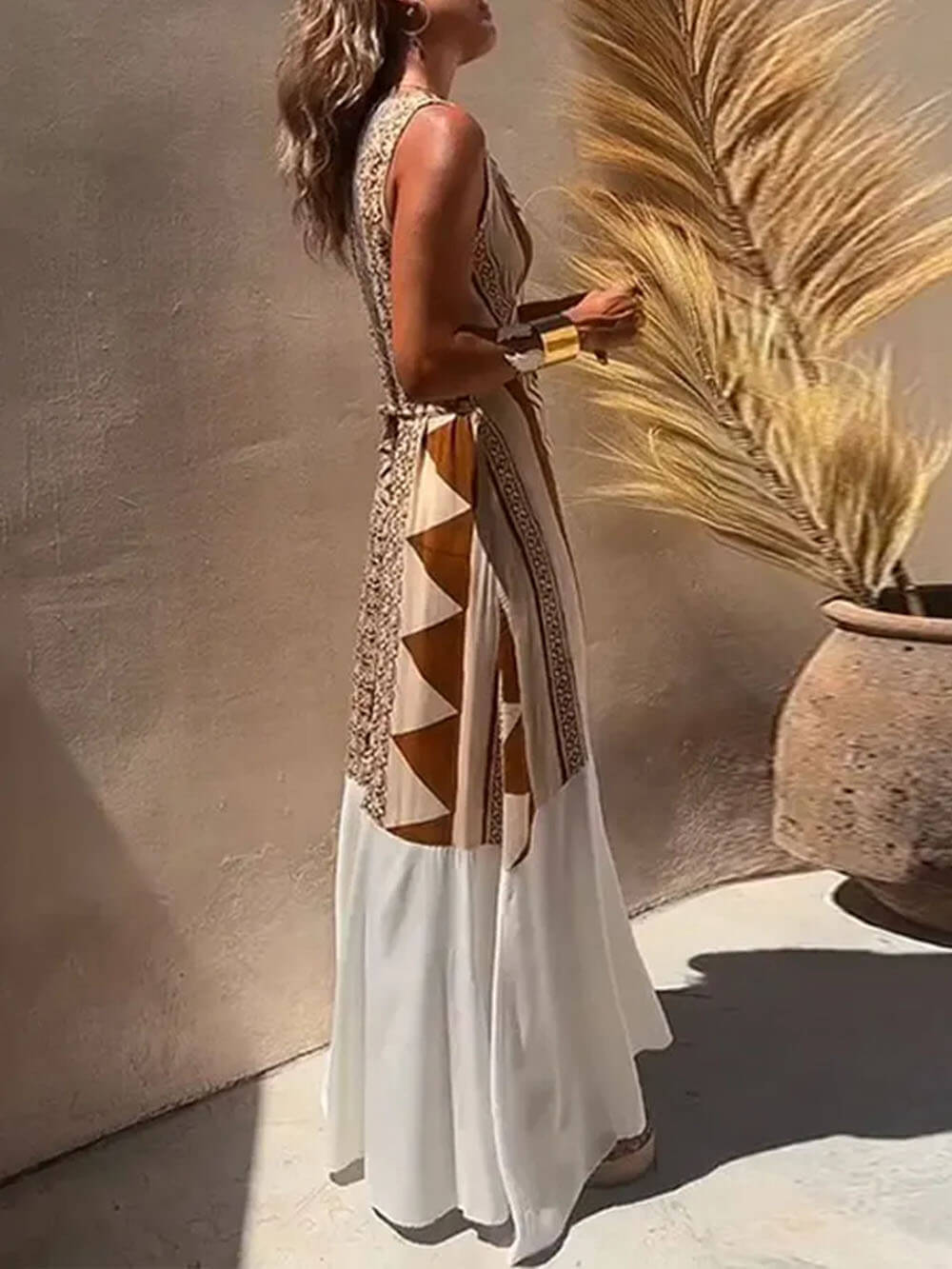 Sophisticated Dress with a Clean Classic Look