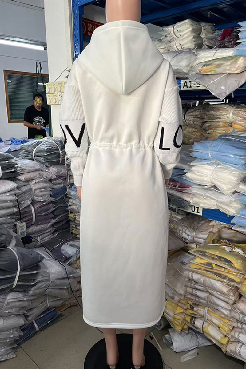Sophisticated Garment with a Clean Classic Look