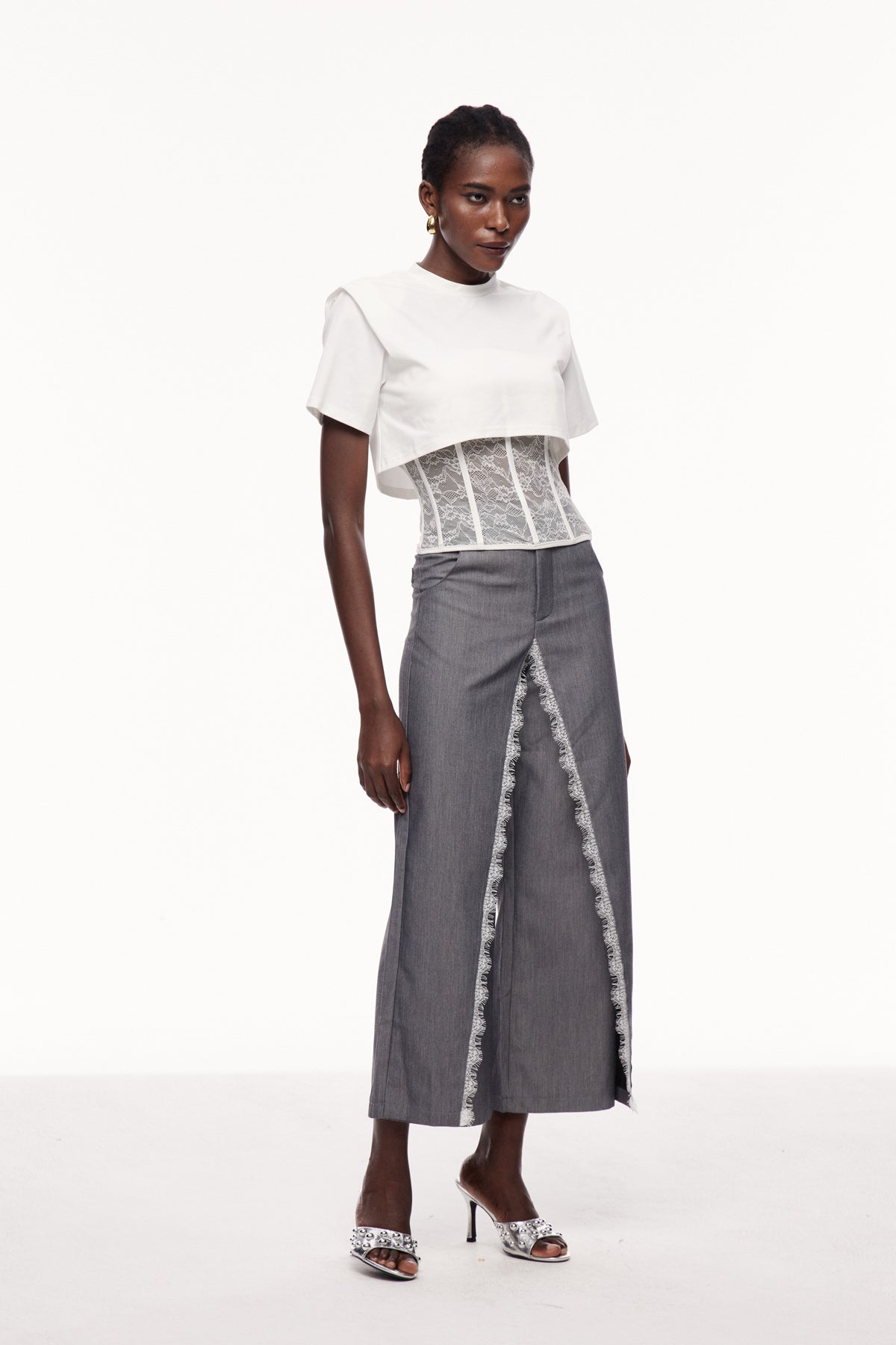 Elegantly Styled Shirt for Everyday Wear