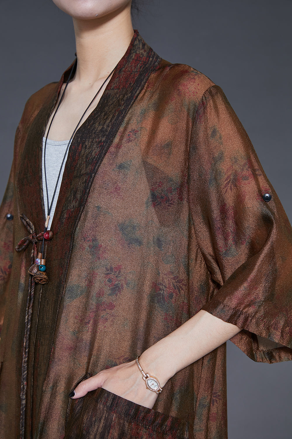 Classic Vintage Cardigan with a Flattering Fit