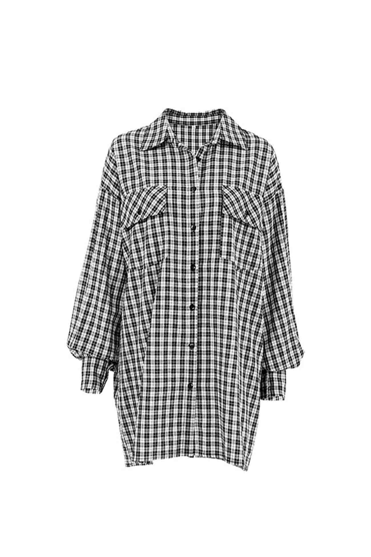 Classic Vintage Blouse with a Flattering Fit