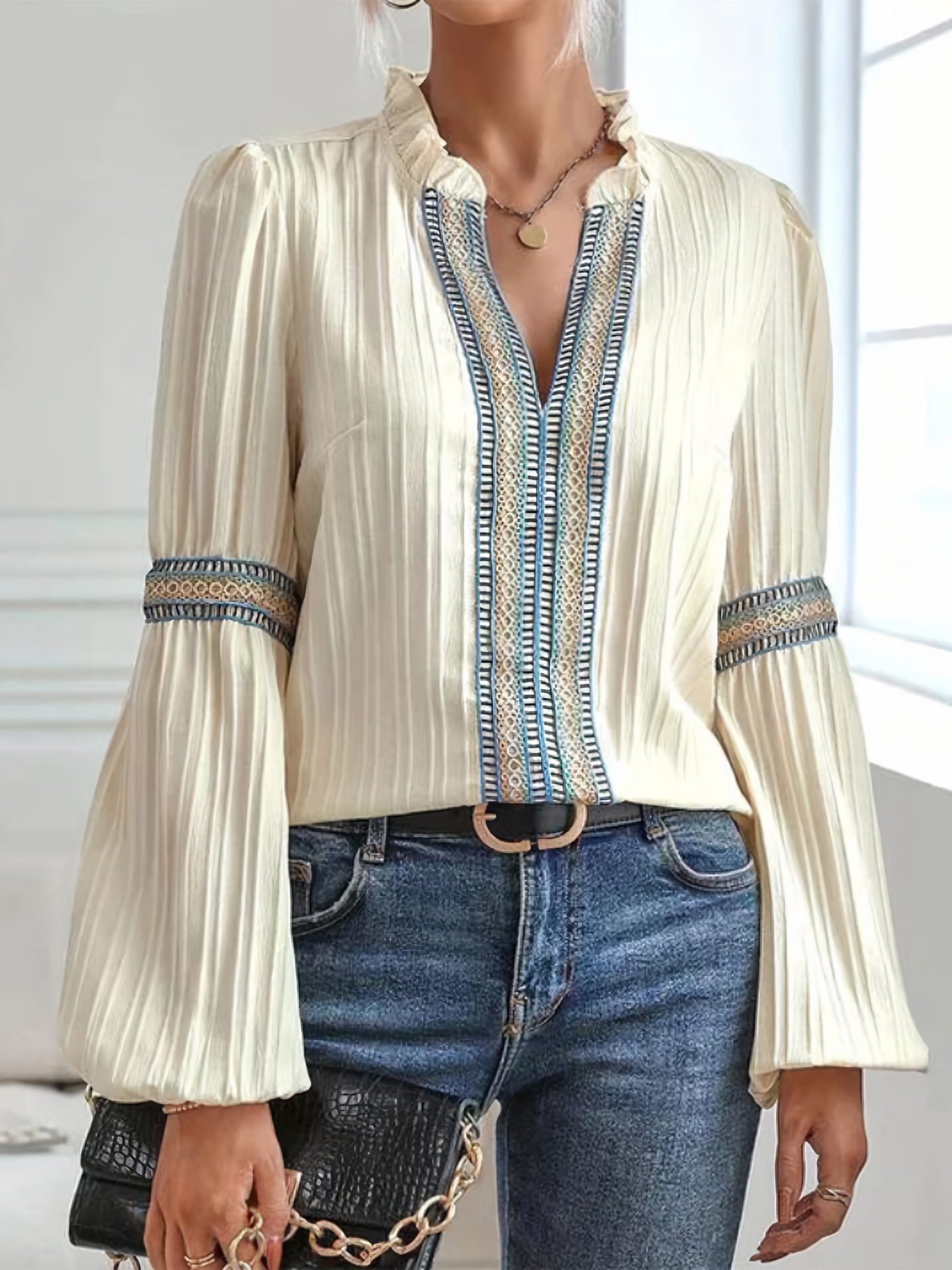 Polished Blouse with an Effortless Classic Look