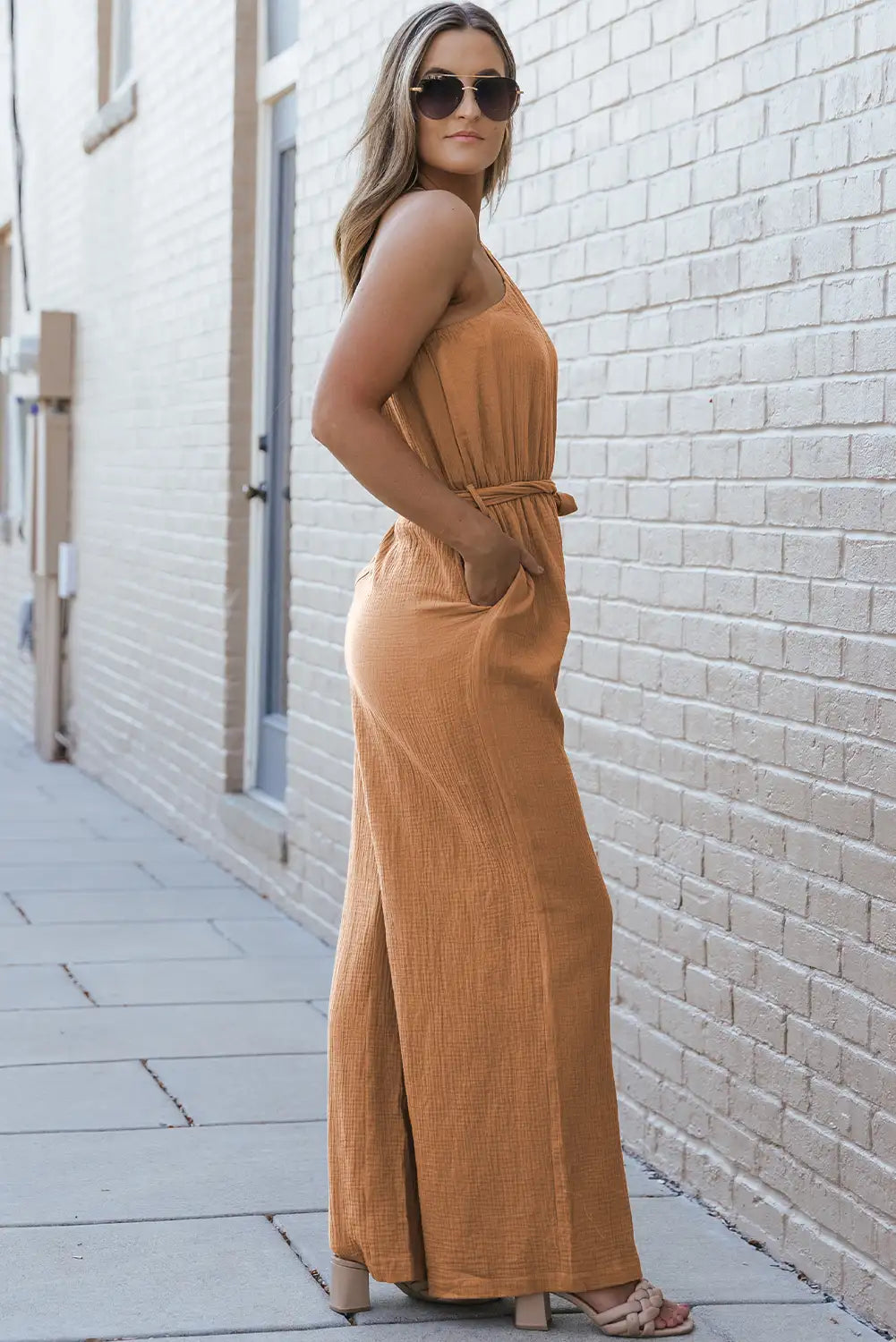 Well Tailored Garment with a Graceful Silhouette