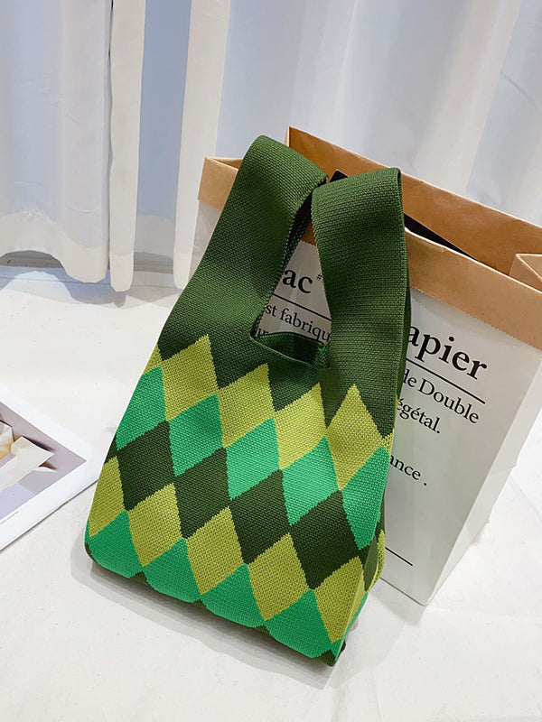 Sophisticated Bag with a Clean Classic Look
