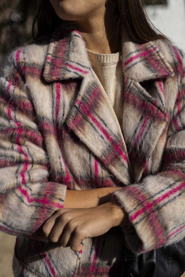 Gracefully Styled Garment for Any Occasion