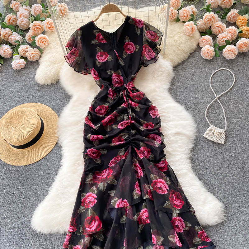Classic Vintage Dress with a Flattering Fit