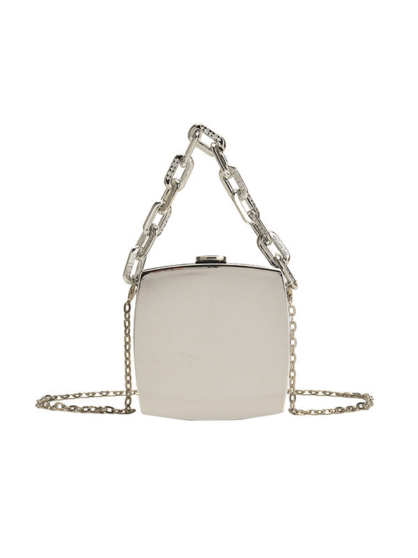 Gracefully Styled Bag for Any Occasion