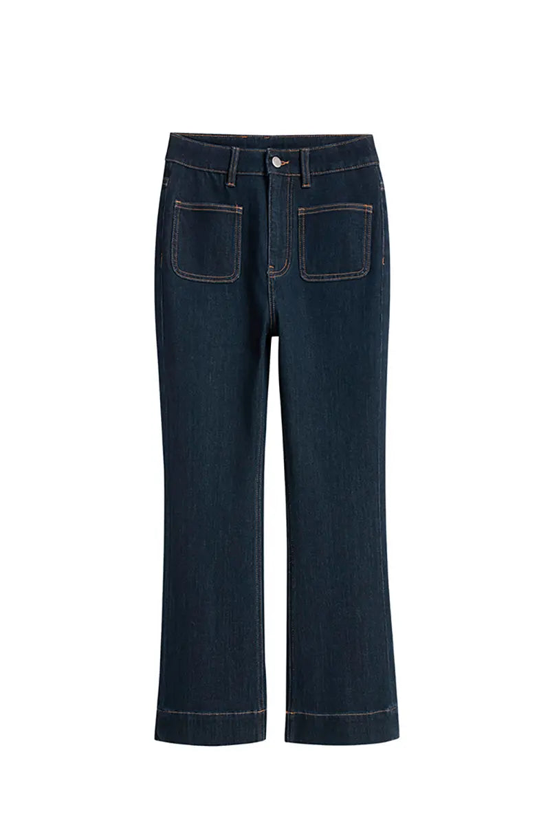 Beautifully Crafted Garment in a Classic Style
