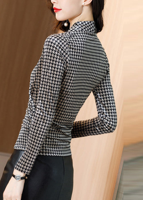 Effortlessly Elegant Shirt with a Timeless Design