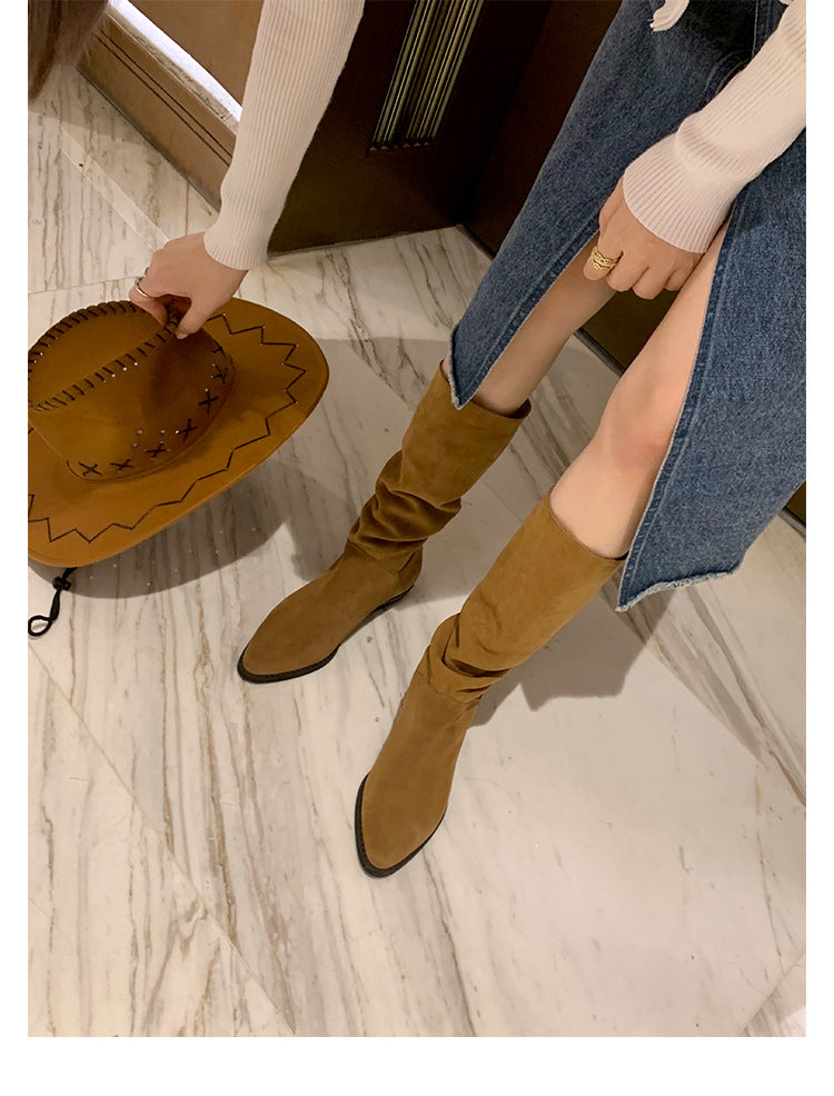 Classic Vintage Boots with a Flattering Fit