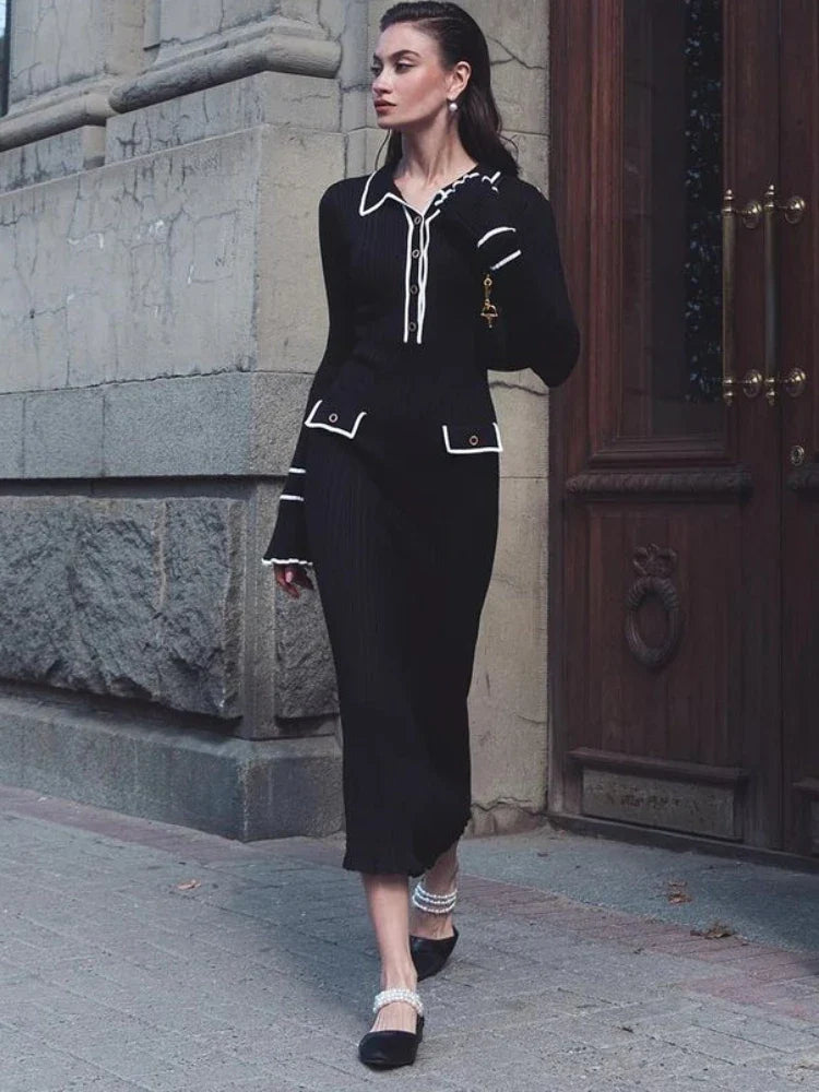 Beautifully Finished Dress in a Timeless Design