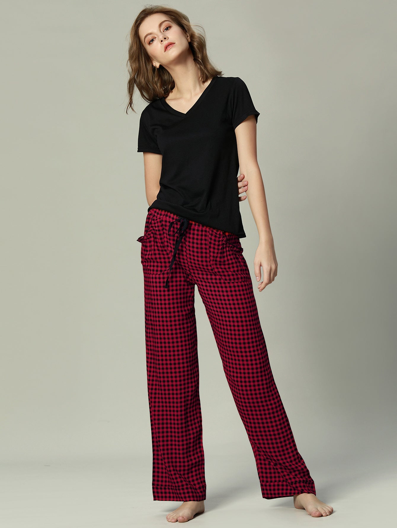 Sophisticated Trousers with a Clean Classic Look