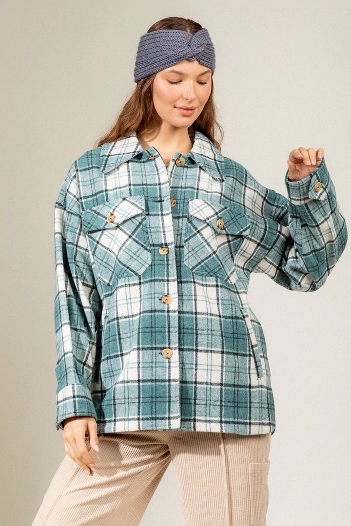 Effortlessly Elegant Jacket with a Timeless Design