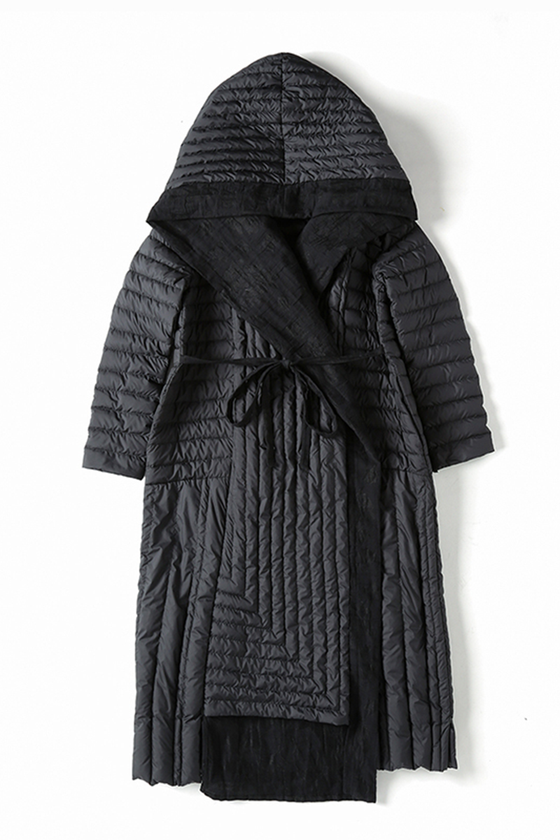 Gracefully Styled Garment for Any Occasion