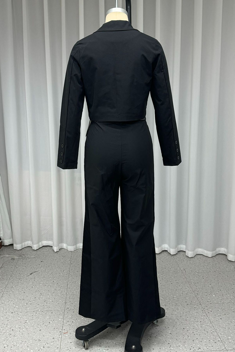 Well Tailored Garment with a Graceful Silhouette