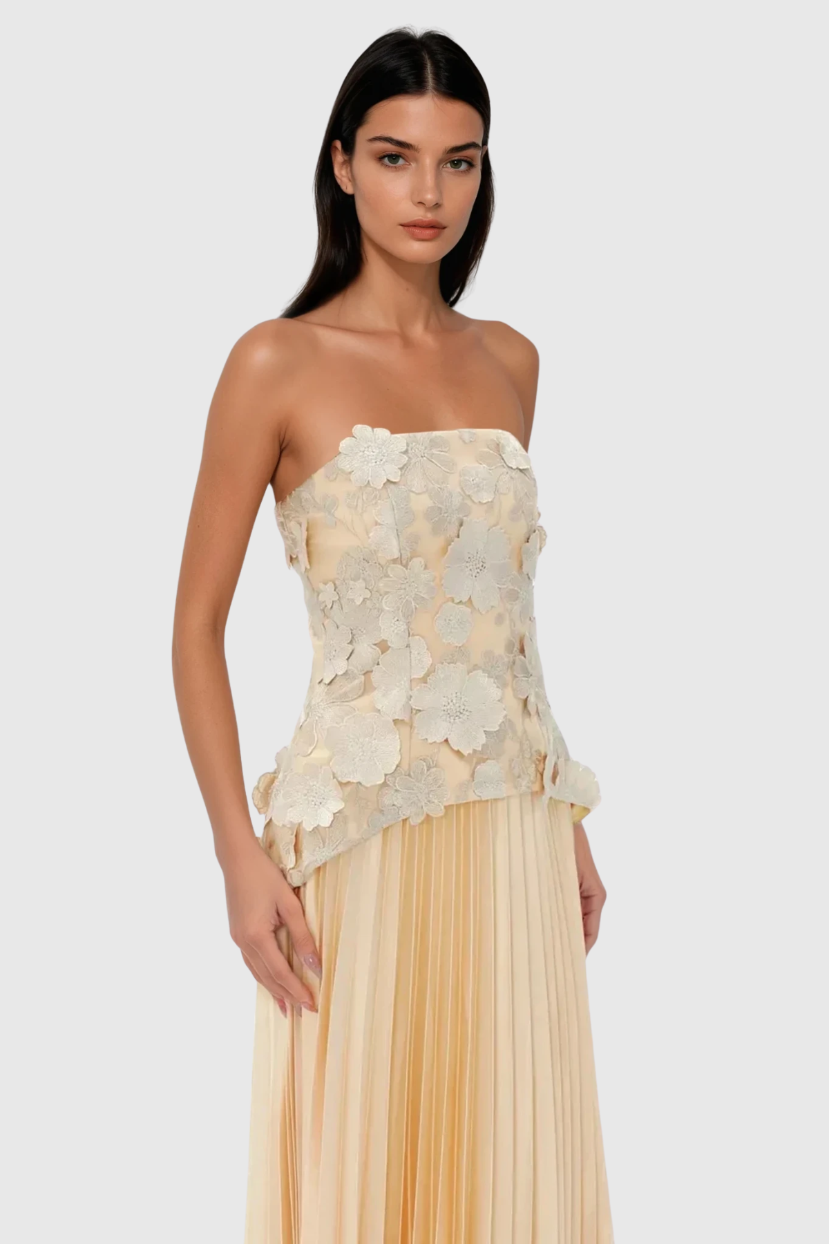 Beautifully Crafted Dress in a Classic Style
