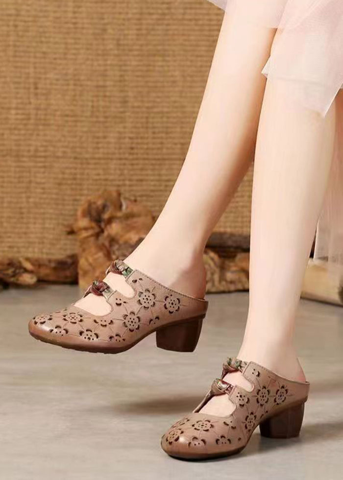 A Vintage Style Heels with Delicate Timeless Details