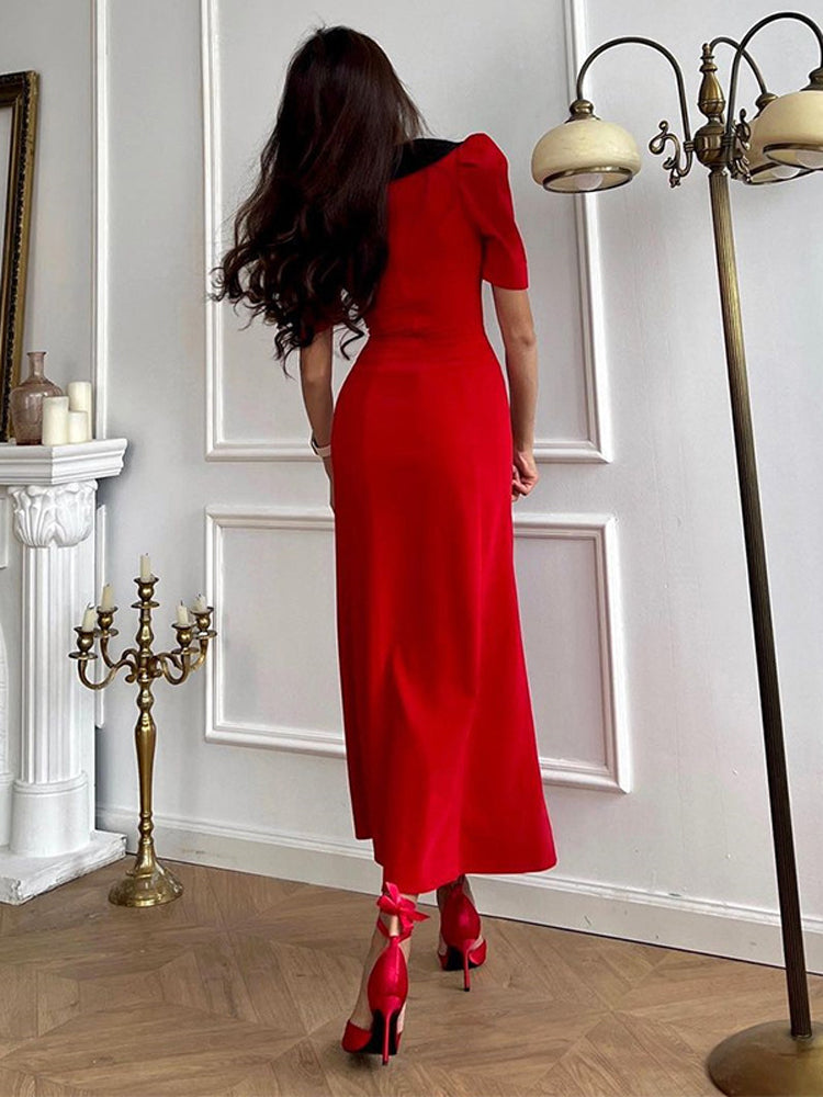 Effortlessly Elegant Dress with a Timeless Design