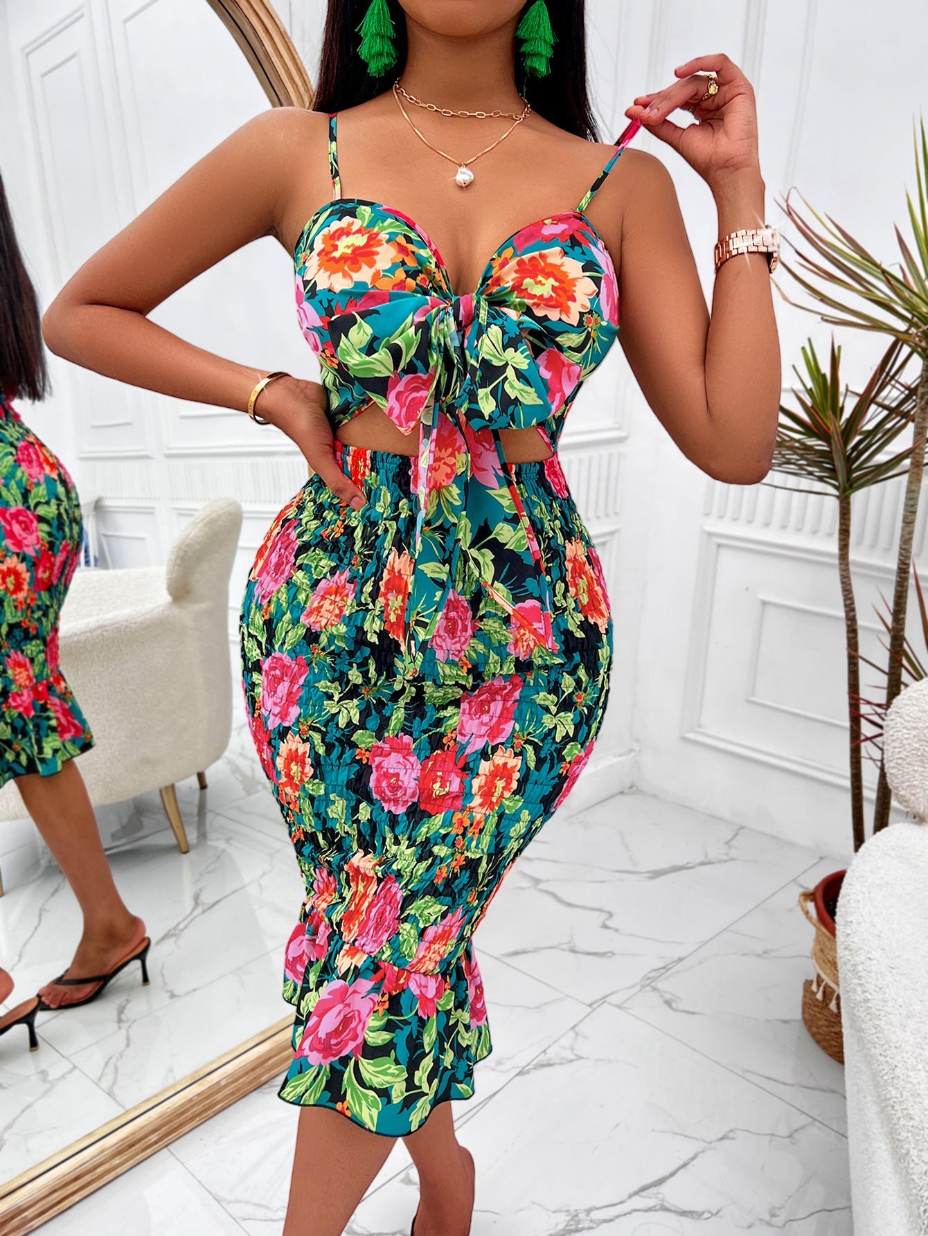 Classic Vintage & Enduringly Stylish Dress