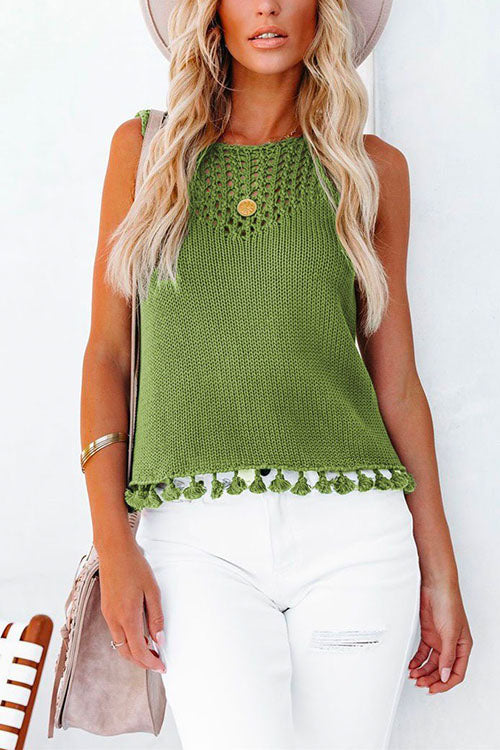 Beautifully Finished Top in a Timeless Design