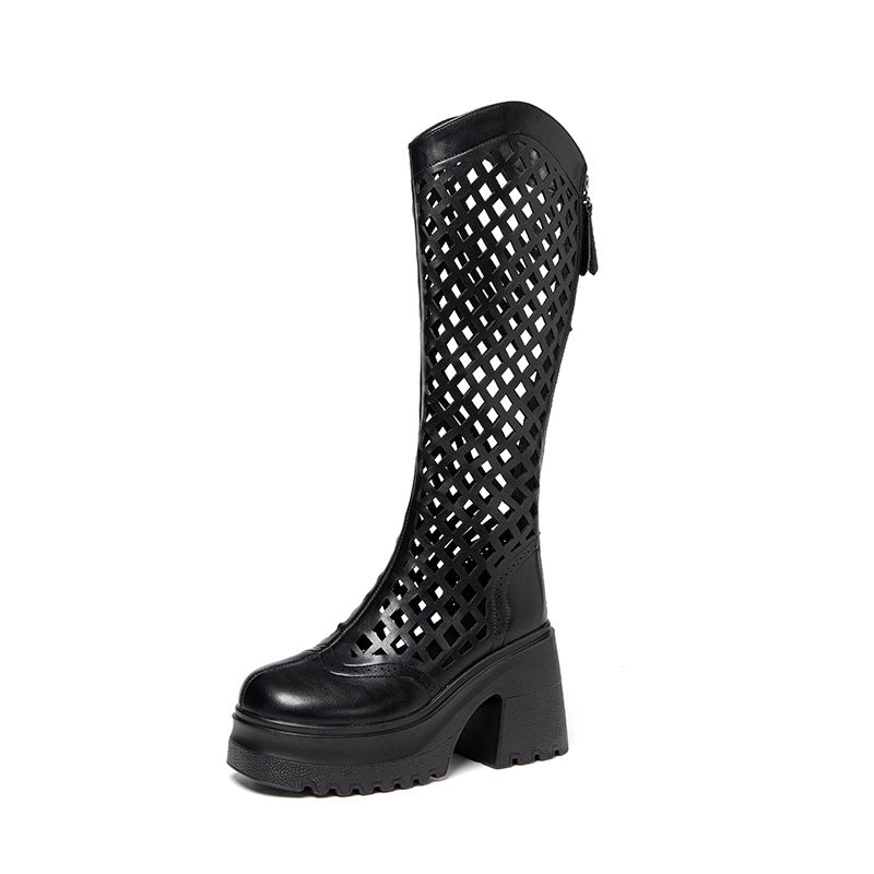Beautifully Finished Boots in a Timeless Design