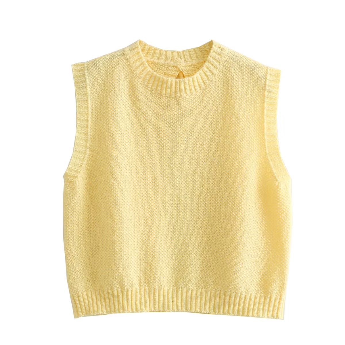 Beautifully Finished Top in a Timeless Design