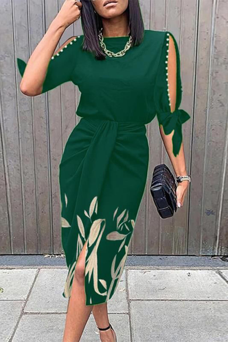 Sophisticated Dress with a Clean Classic Look