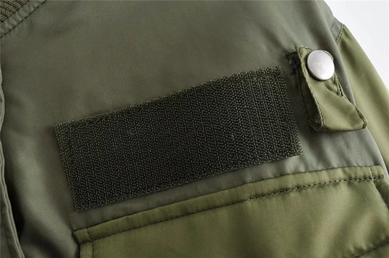 Effortlessly Elegant Garment with a Timeless Design