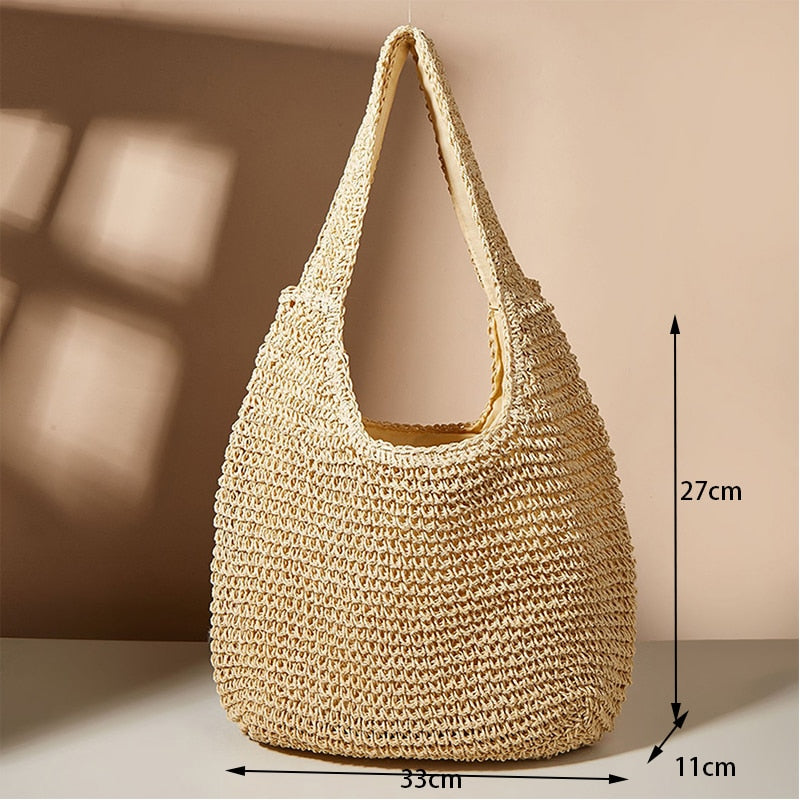 Gracefully Styled Bag for Any Occasion