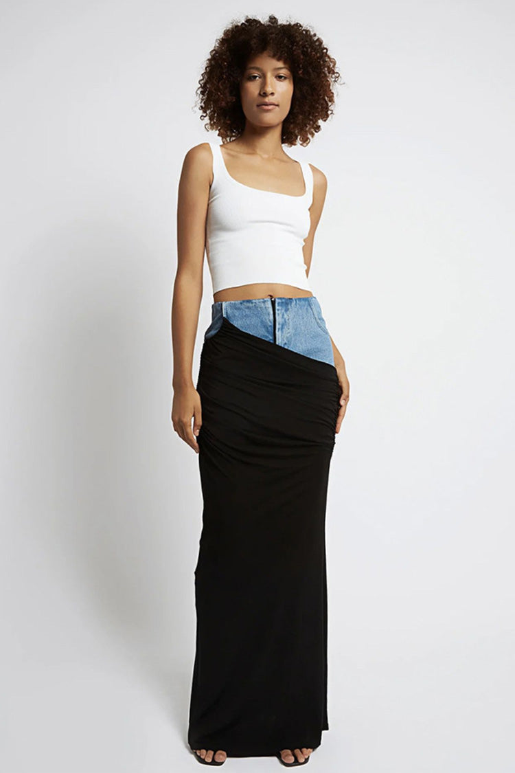 Effortlessly Elegant Garment with a Timeless Design