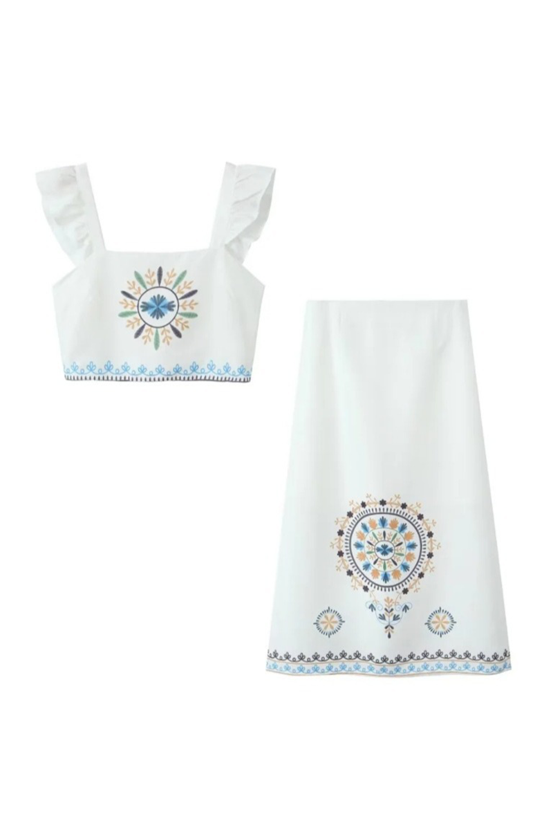 Beautifully Finished Garment in a Timeless Design