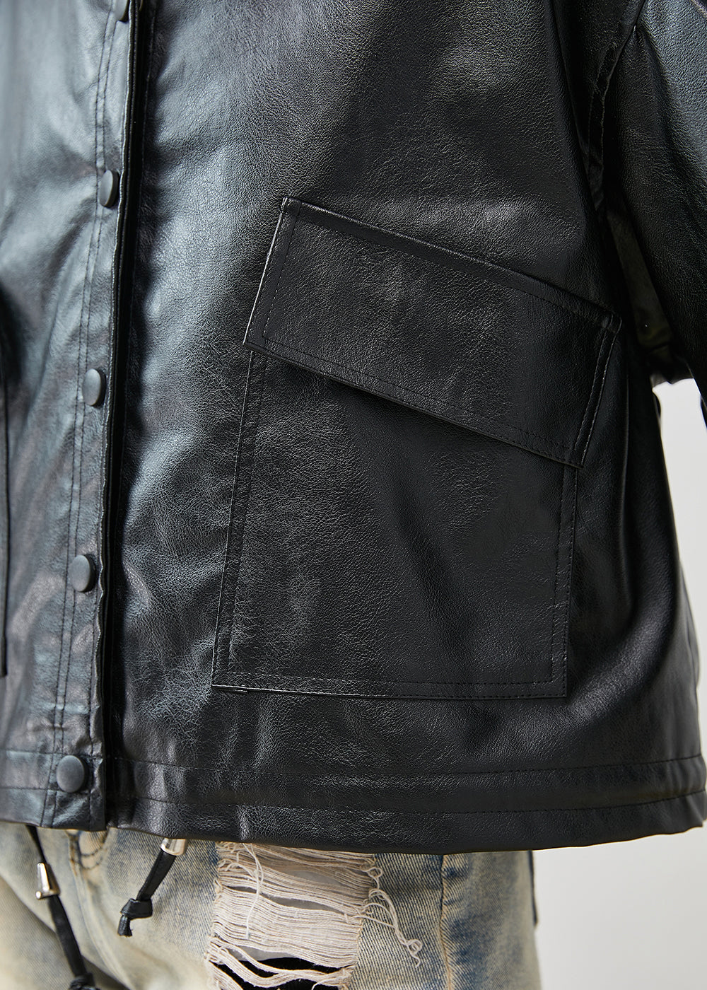 Gracefully Styled Coat for Any Occasion