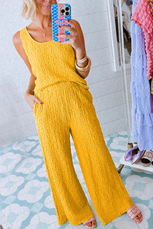Beautifully Finished Pants in a Timeless Design