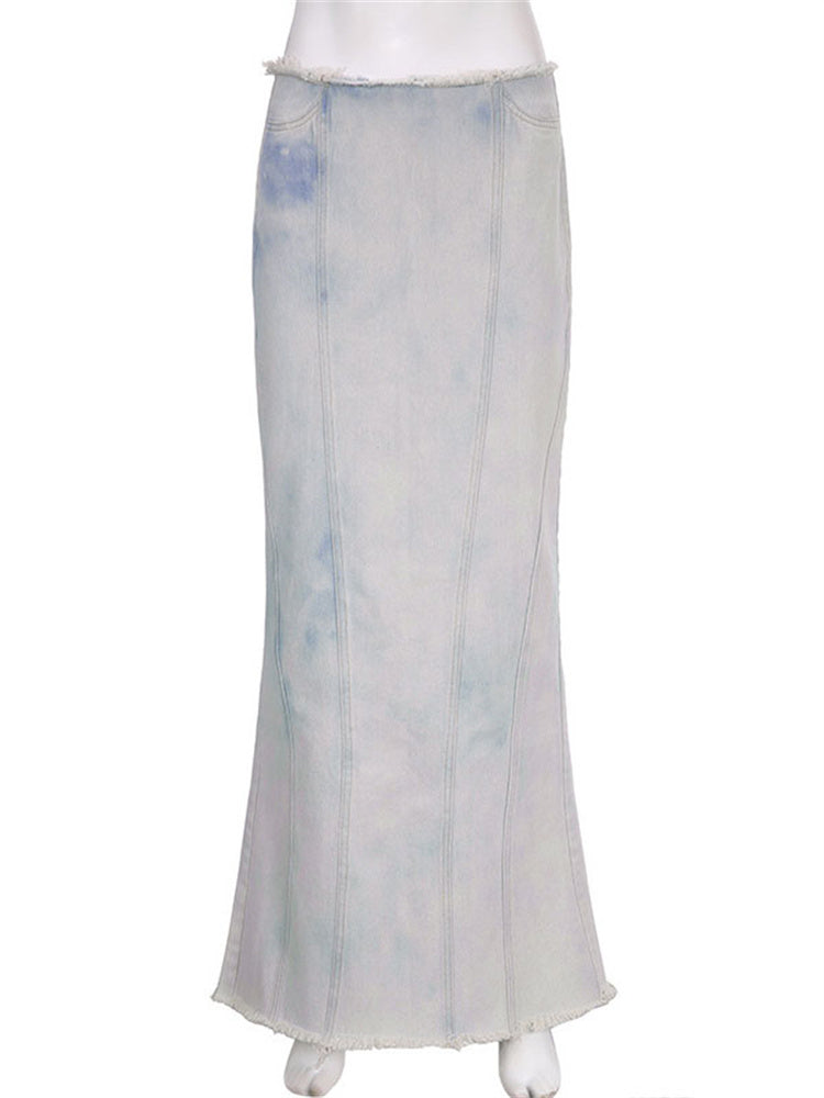 Effortlessly Elegant Garment with a Timeless Design