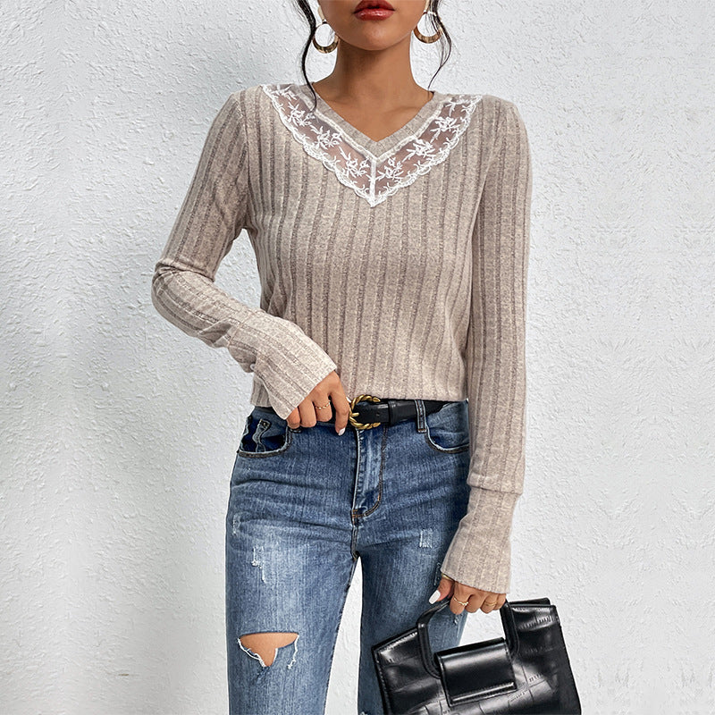 Classic Vintage Sweater with a Flattering Fit