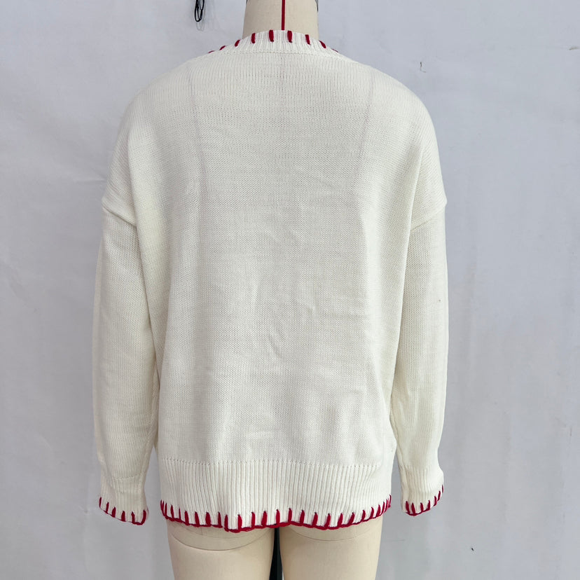 Effortlessly Elegant Sweater with a Timeless Design