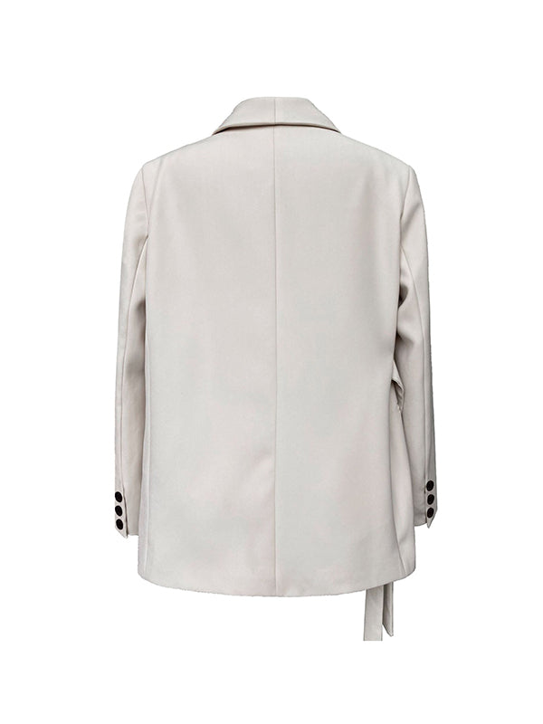 Beautifully Finished Garment in a Timeless Design