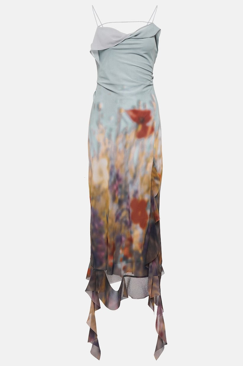 Gracefully Styled Dress for Any Occasion