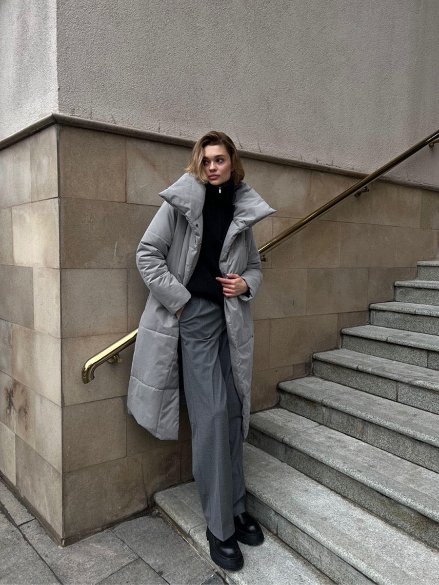 Effortlessly Elegant Coat with a Timeless Design
