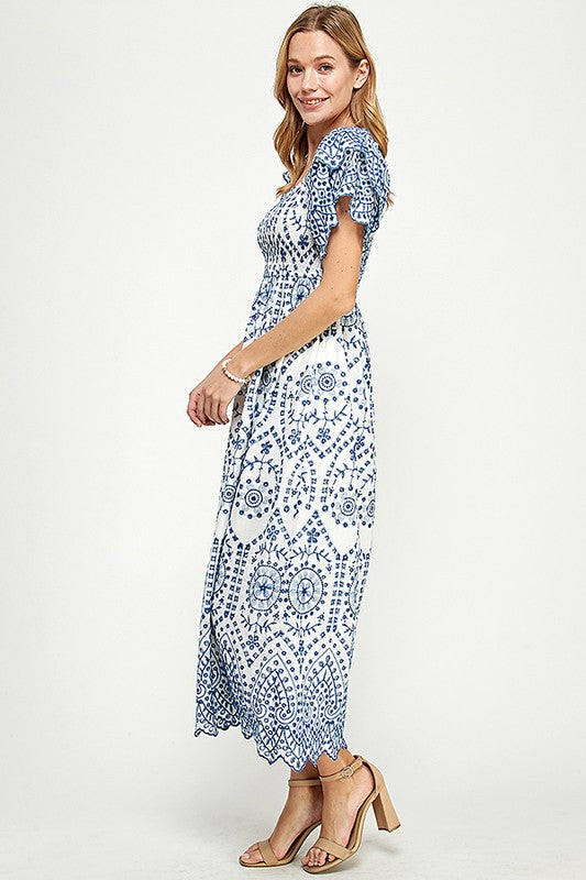Gracefully Styled Dress for Any Occasion
