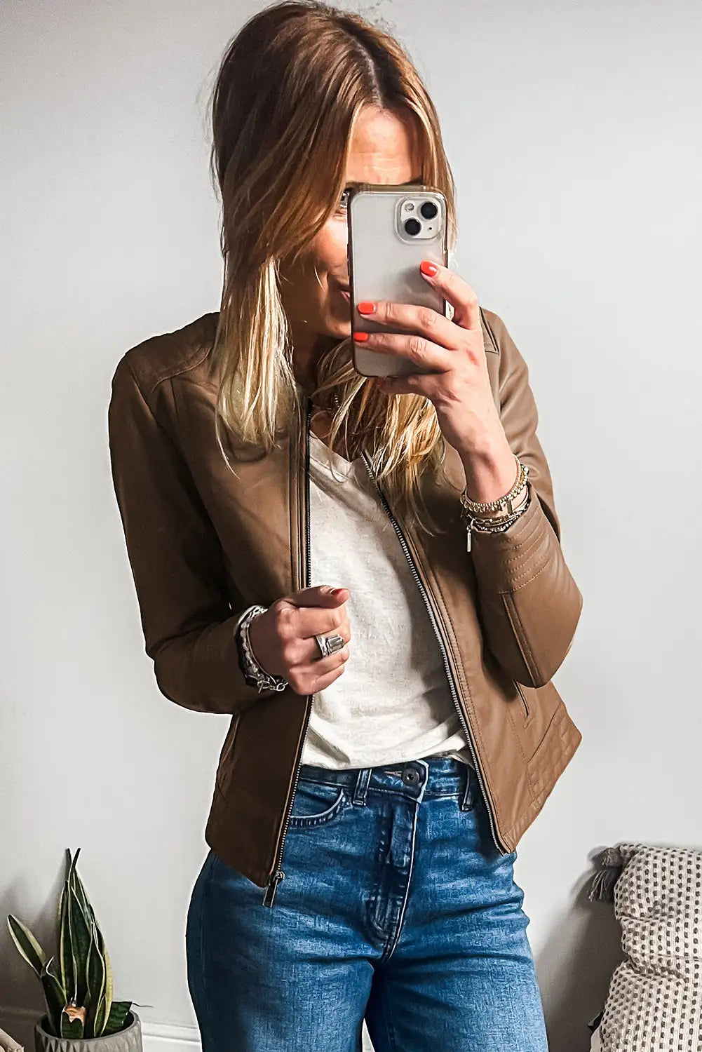 Gracefully Styled Jacket for Any Occasion