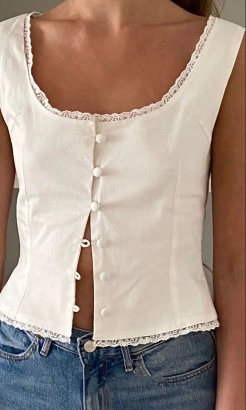 Beautifully Finished Top in a Timeless Design
