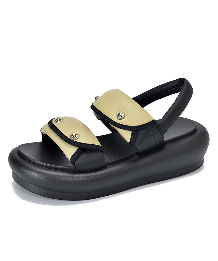 Well Tailored Sandals with a Graceful Silhouette